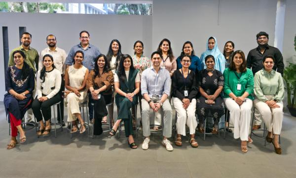 Mastering Smiles: A Three-Day Veneer Masterclass with Dr. Janu Shah Mastering Smiles: A Three-Day Veneer Masterclass with Dr. Janu Shah